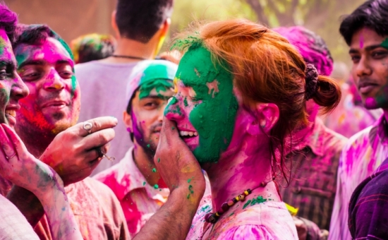 HİNDİSTAN HOLİ FESTİVALİ TURU