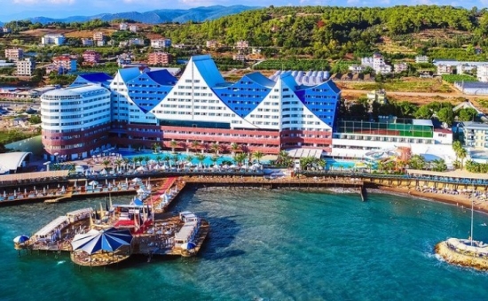 ORANGE COUNTY RESORT HOTEL